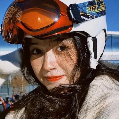 潮牌大叔 海报